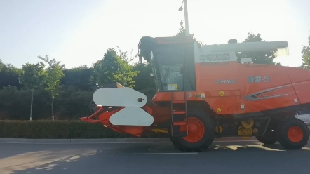中联收获再次走进北非地区，中联收获新疆9谷物联合收获机，批量